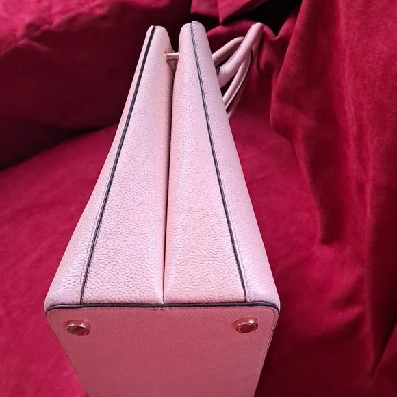 Michael Kors Soft Pink Pebble Leather Satchel/Crossbody Bag. EC - Picture 6 of 15